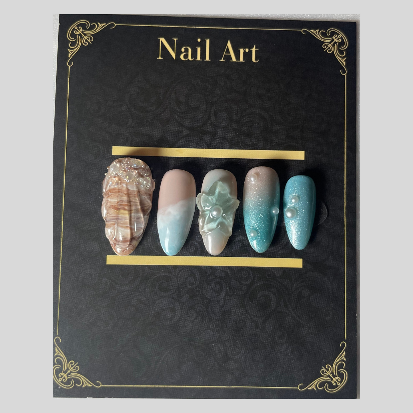 False nails Azur & Sable bleu azur et beige sable inspiration plage C'Sha Nails