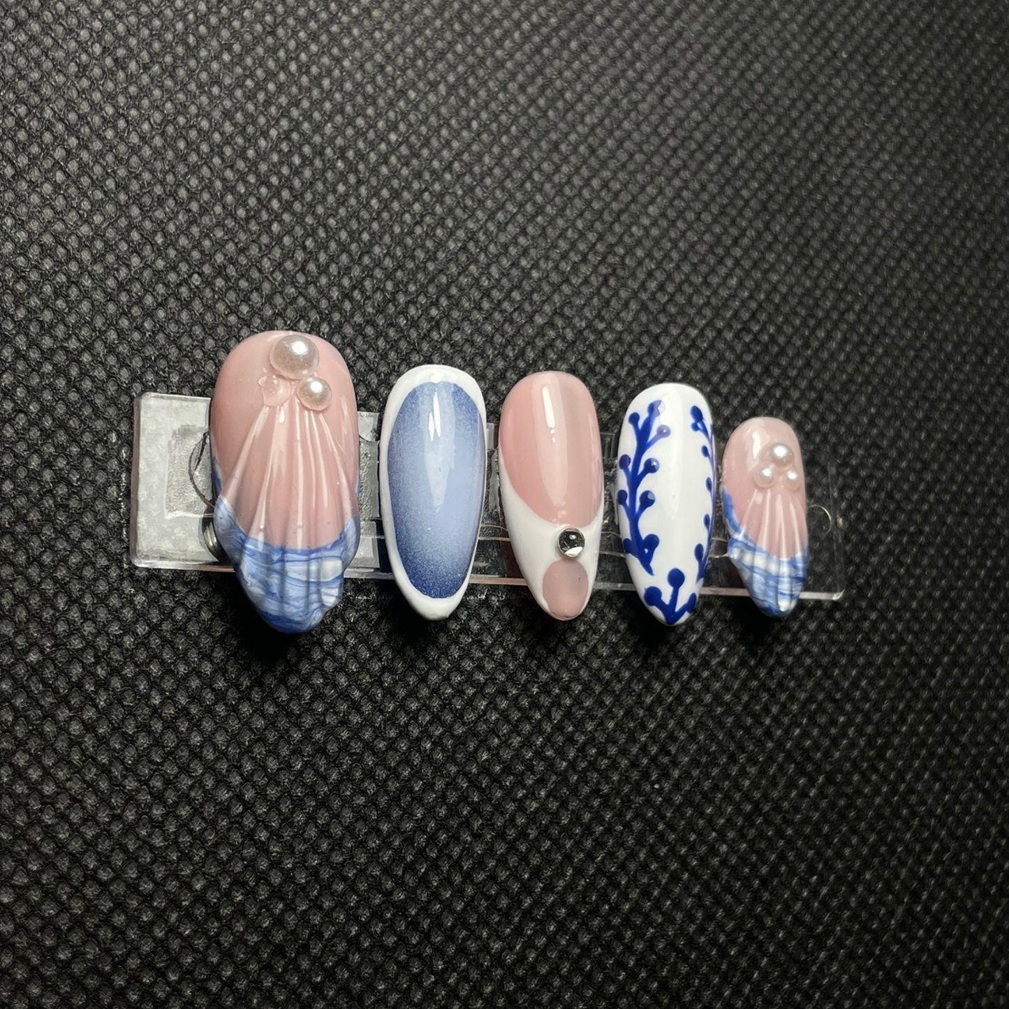 Faux ongles Cassis Coast violet cassis inspiration côte méditerranéenne C'Sha Nails