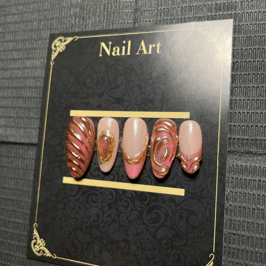 Faux ongles Impératrice style majestueux et raffiné C'Sha Nails