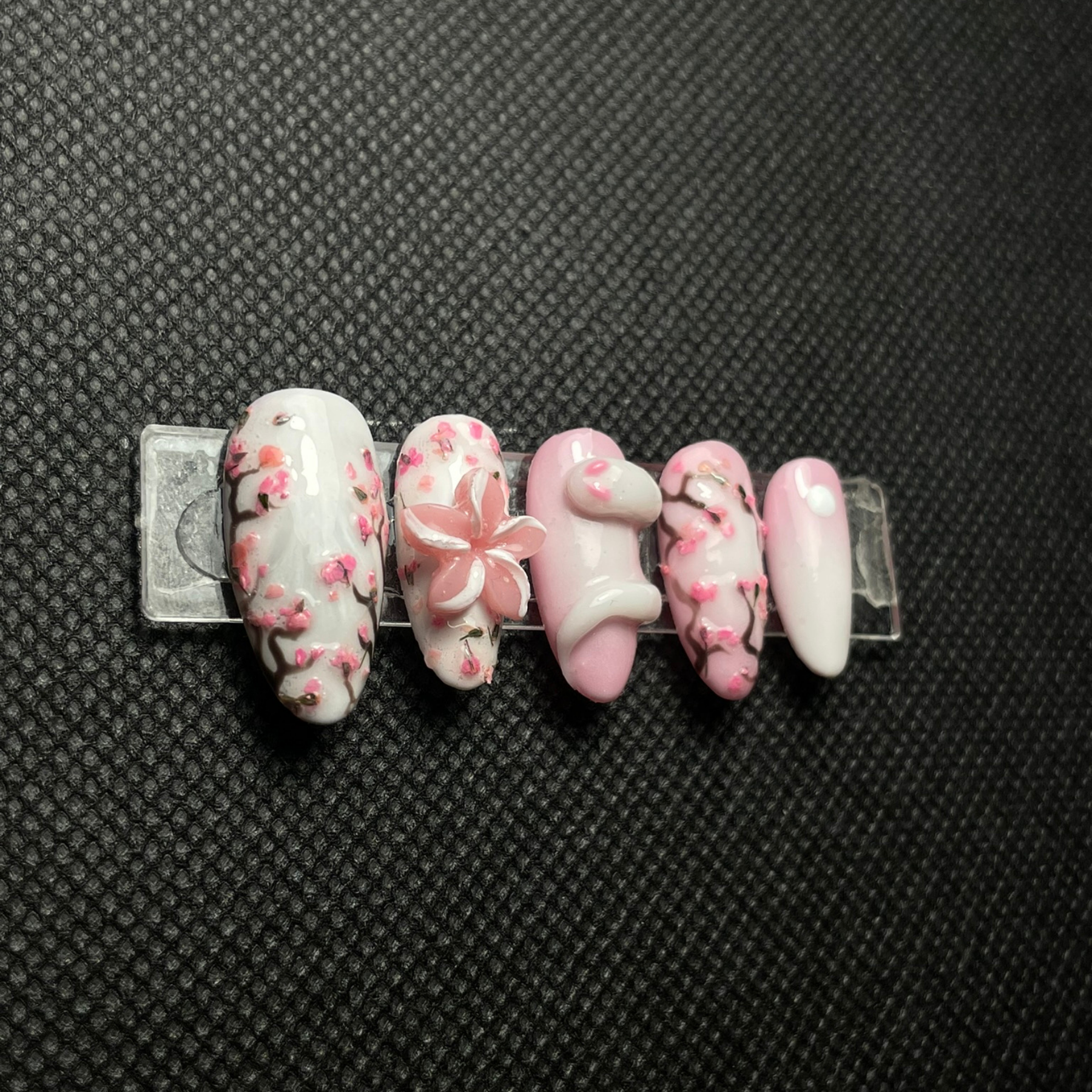 Faux ongles Nara Bloom rose cerisier japonais inspiration florale C'Sha Nails
