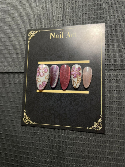 Faux ongles Rosalie pétales de roses délicatesse florale féminité épanouie C'Sha Nails